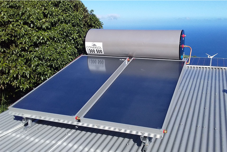 Chauffe-eau solaire Conersol sur toiture à La Réunion